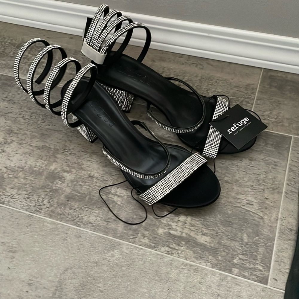 3/$40 Refuge Black and Silver Heels with Strappy Design